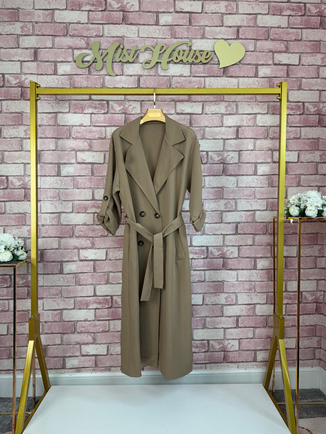 Mist House plain lightweight trench jacket coat button up casual coat Size 8-16, bust size 22 inches, length 45 inches Womenswear