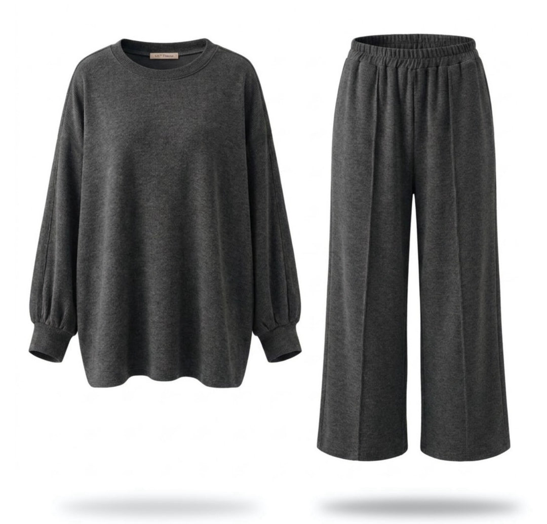 MH Viscose Co-ord Set, One size UK 8-16/18, Shirt length 31 inches & Chest size 24 inches, Trouser length 42 inches & waist 26 inches,