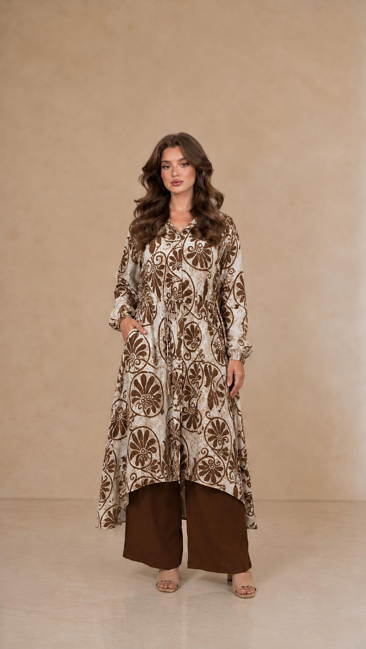 MH Co-ord Set with Pockets, one Size UK 8-16/18, Shirt front length 41 inches and back 50 inches, chest 22 inches, trouser length 40inches, waist 22 inches,