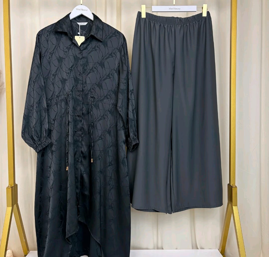 MH Co-Ord Set with Pockets and Drawstring, One Size UK 10-20, Shirt length 50 inches, chest size 24 inches, trouser length 40 inches, hip size23 inches