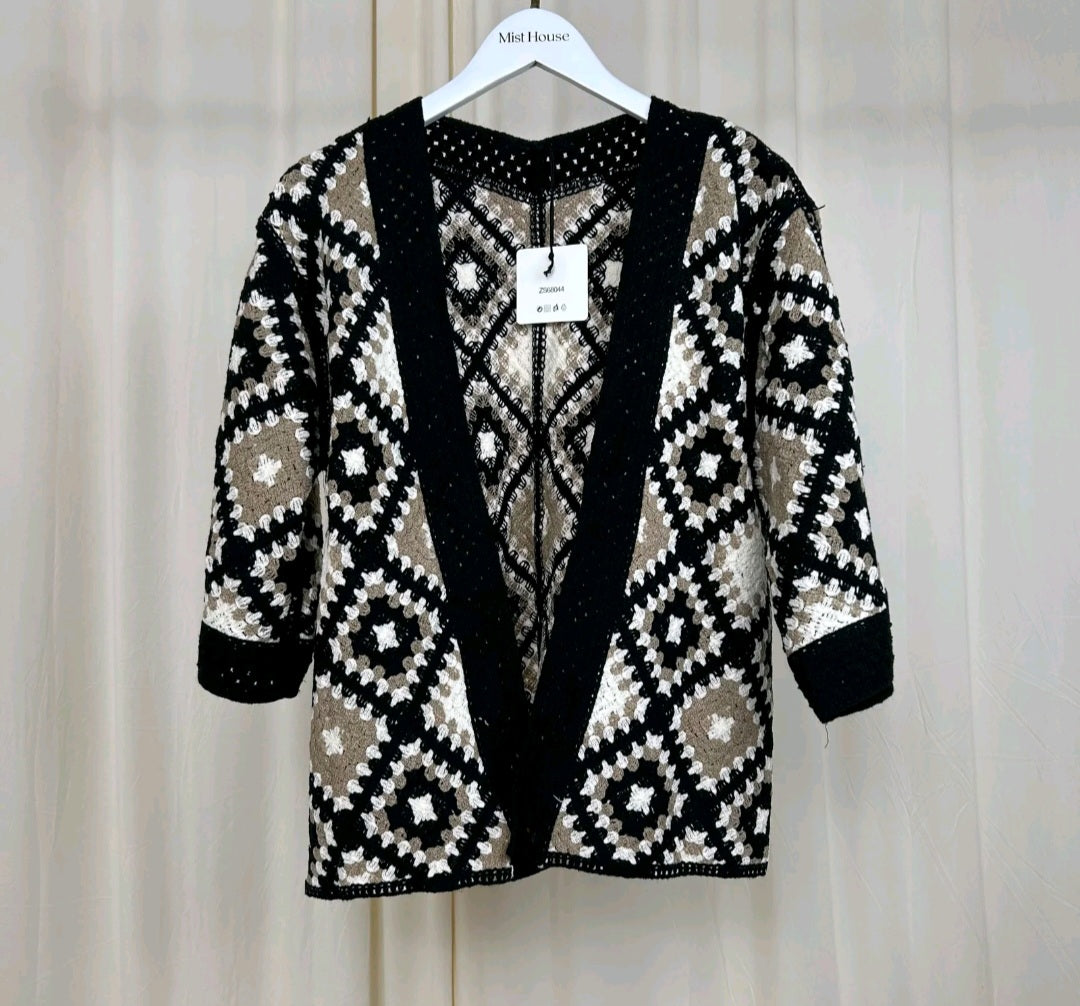 MH Viral Crochet Cardigan, One Size UK 8-18, Length 25 inches, chest size 22 inches Knitwear Womenswear Tops Knitting