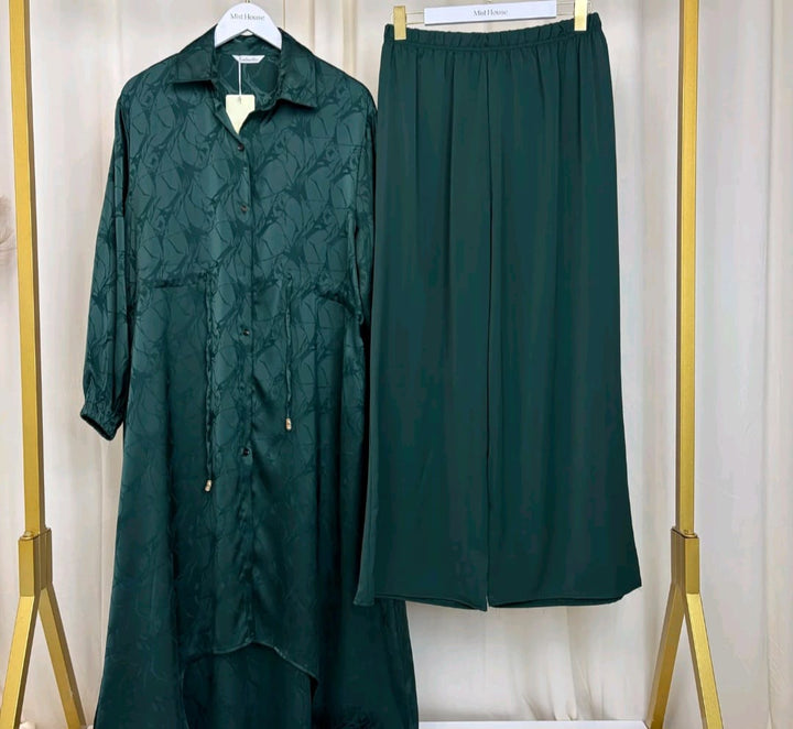 MH Co-Ord Set with Pockets and Drawstring, One Size UK 10-20, Shirt length 50 inches, chest size 24 inches, trouser length 40 inches, hip size23 inches