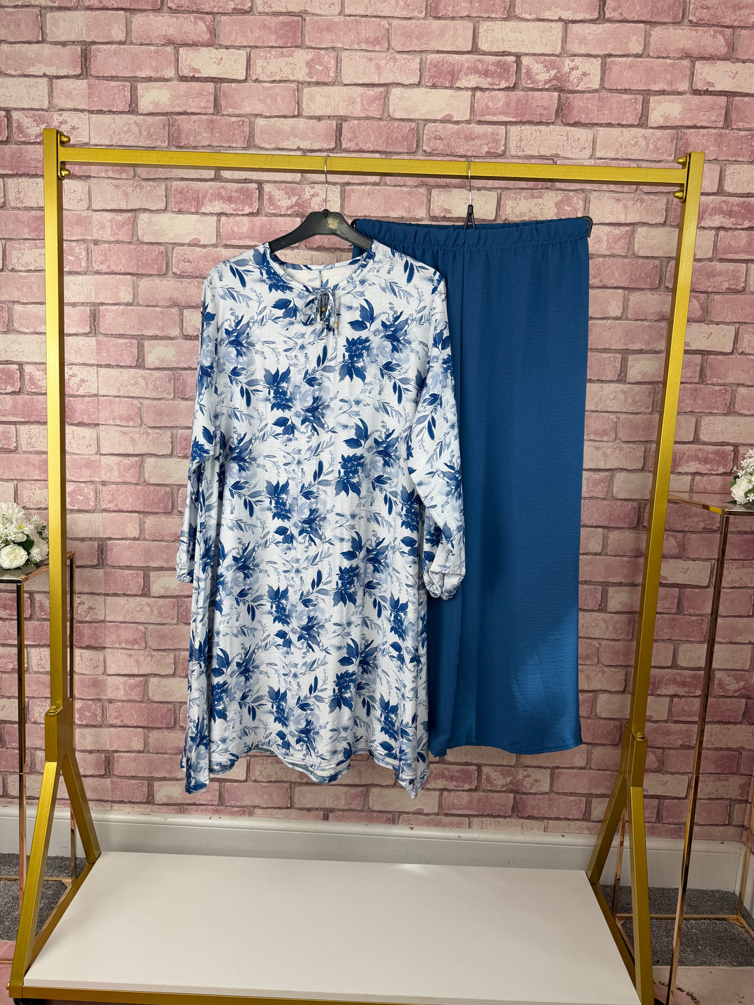 ZAYNE Mist House Two piece Co-ord Set with drawstring in neck, One Size (UK 8-16) viscose fabric Floral Womenswear Casual Dress