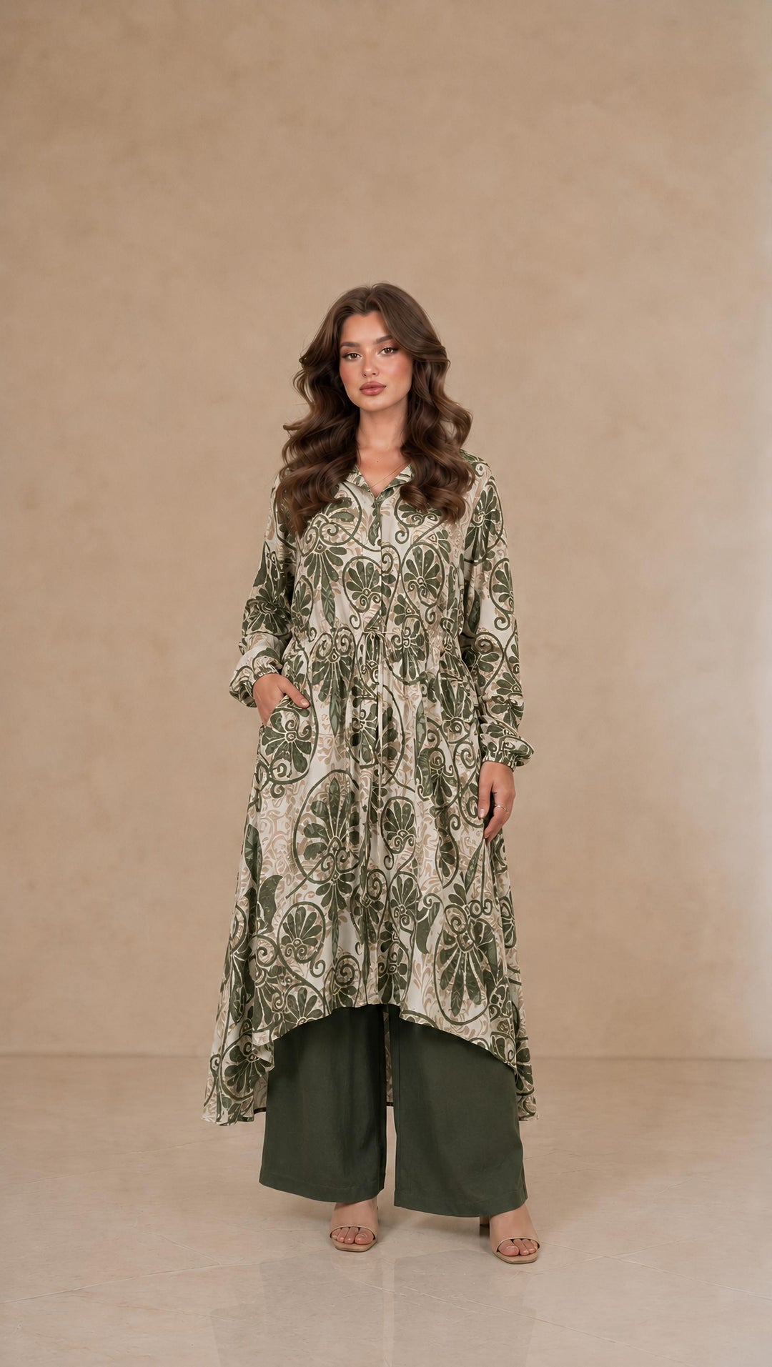 MH Co-ord Set with Pockets, one Size UK 8-16/18, Shirt front length 41 inches and back 50 inches, chest 22 inches, trouser length 40inches, waist 22 inches,