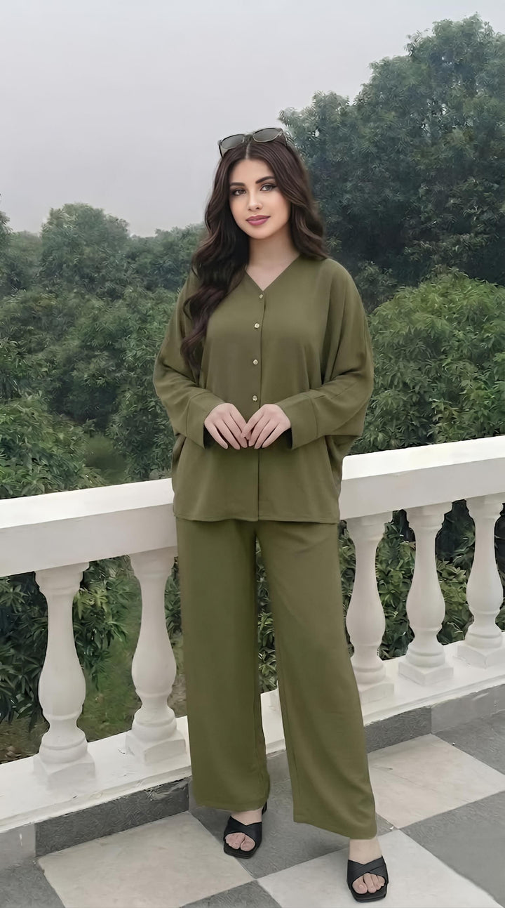 MH Viscose Batwing shirt with trouser with open button,One Size UK 8-16, Shirt length 28 inches, trouser length 40 inches, waist 22 inches