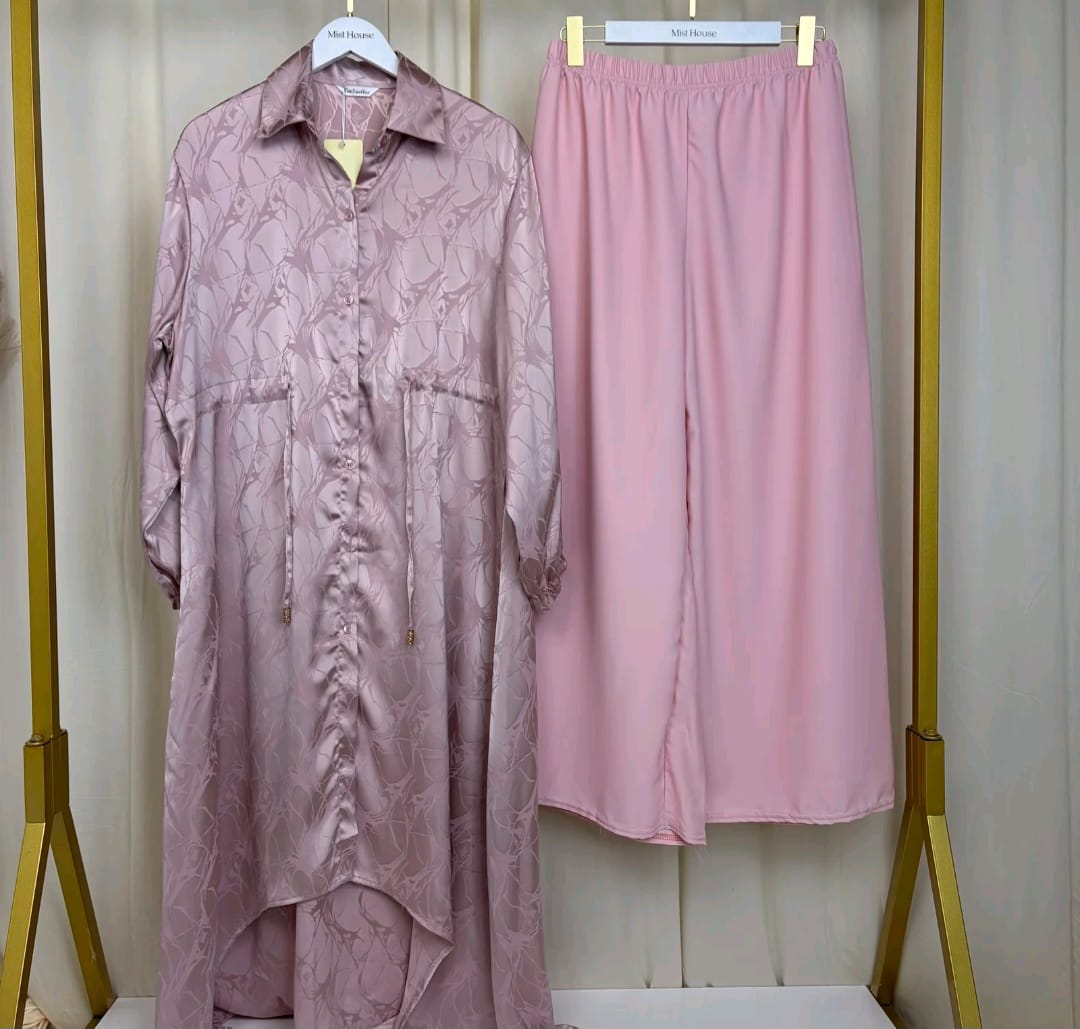 MH Co-Ord Set with Pockets and Drawstring, One Size UK 10-20, Shirt length 50 inches, chest size 24 inches, trouser length 40 inches, hip size23 inches