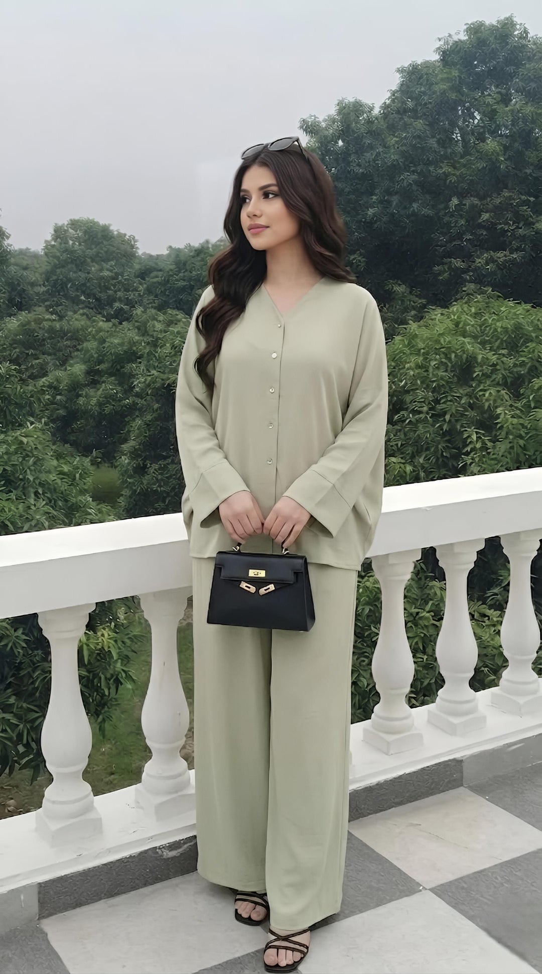 MH Viscose Batwing shirt with trouser with open button,One Size UK 8-16, Shirt length 28 inches, trouser length 40 inches, waist 22 inches